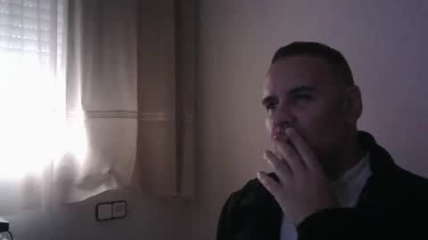 Snapshot of gioshadow chatting on January 10, 12:36 pm gioshadow online show from January 10, 12:36 pm