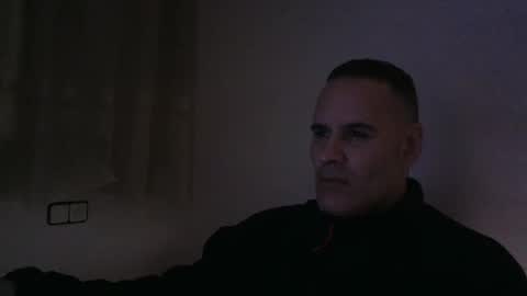 Snapshot of gioshadow chatting on February 2, 6:10 pm gioshadow online show from February 2, 6:10 pm