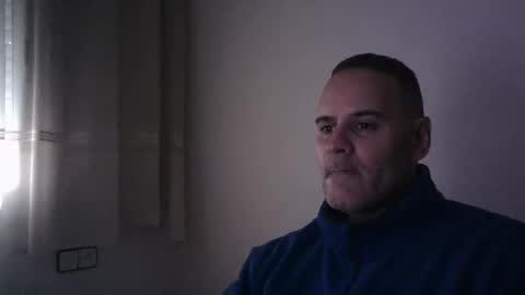 Snapshot of gioshadow chatting on February 15, 10:55 am gioshadow online show from February 15, 10:55 am