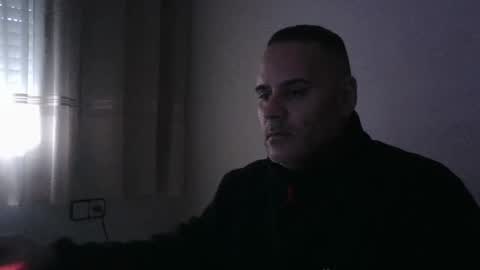 Snapshot of gioshadow chatting on February 23, 11:33 am gioshadow online show from February 23, 11:33 am