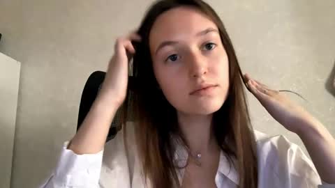 Melisa online show from April 17, 1:19 am