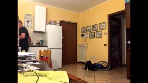 giovanni_1964 online show from April 7, 5:57 pm