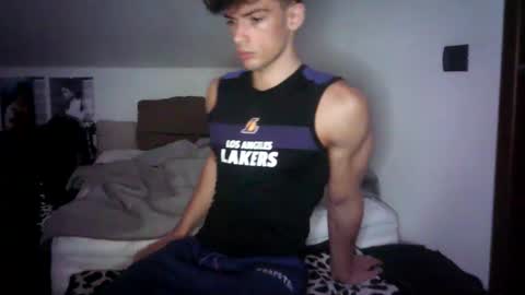 Snapshot of giovyyx chatting on February 14, 12:47 pm giovyyx online show from February 14, 12:47 pm