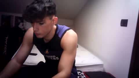 Snapshot of giovyyx chatting on February 15, 2:44 pm giovyyx online show from February 15, 2:44 pm