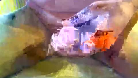 Snapshot of girafsnoop chatting on February 14, 9:39 am girafsnoop online show from February 14, 9:39 am