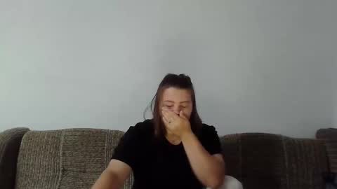 Snapshot of girl_leya chatting on September 8, 7:24 pm girl_leya online show from September 8, 7:24 pm