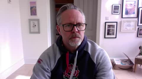 girlsandbikes online show from April 2, 10:57 am