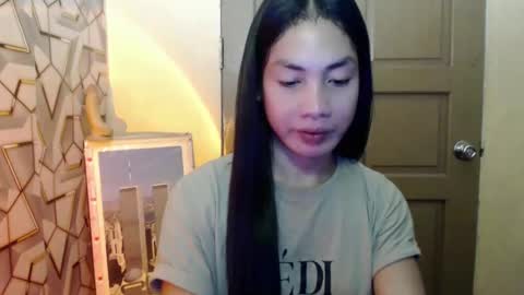 Snapshot of girlwhobelieveinmagic chatting on January 24, 10:53 am Callmenor online show from January 24, 10:53 am