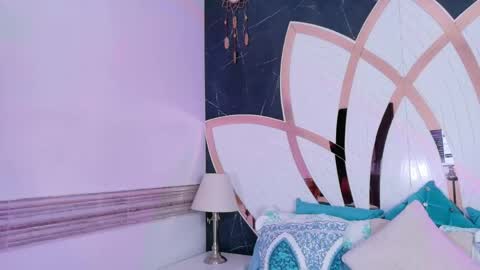 gisela_valencia online show from May 29, 1:53 pm