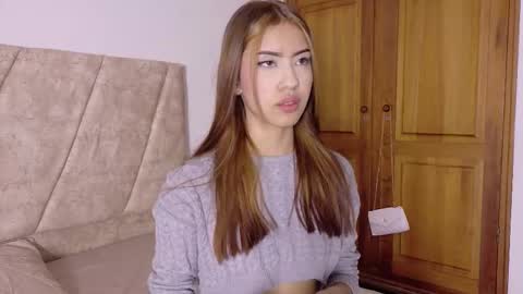 giselleclair online show from November 27, 4:03 am