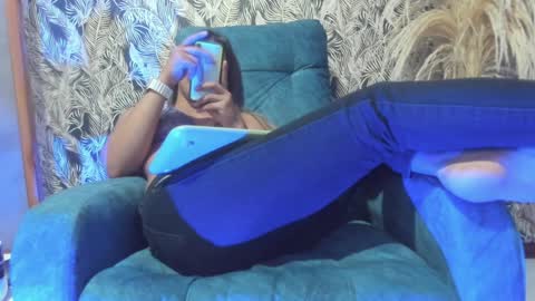 Snapshot of gissel_angel chatting on January 7, 11:24 pm Gissel angel online show from January 7, 11:24 pm