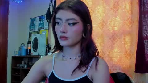 Snapshot of giulietta_mon chatting on March 12, 10:17 pm Giulietta online show from March 12, 10:17 pm