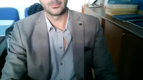 giuseppevai1 online show from October 13, 8:03 am