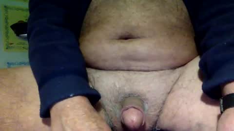 giutomma930394 online show from March 24, 11:21 pm