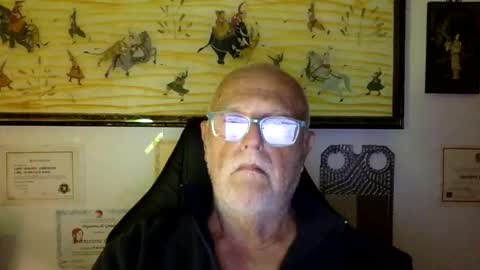 giutomma930394 online show from April 16, 9:26 pm