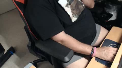 gizmo706 online show from October 21, 8:09 pm