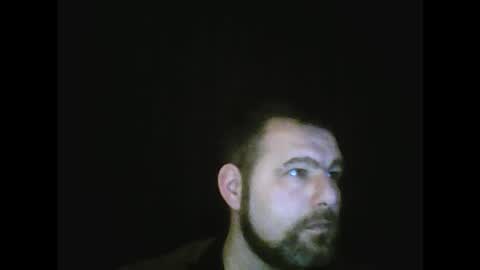 Snapshot of gjleeke chatting on December 22, 10:47 pm guzz online show from December 22, 10:47 pm