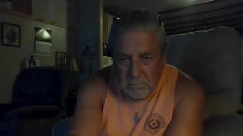 Snapshot of gkcrook22 chatting on July 13, 6:27 am Gk online show from July 13, 6:27 am