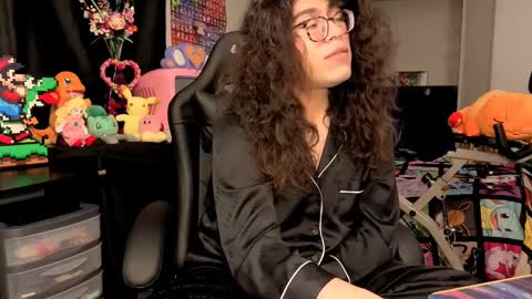 glaceon9 online show from September 23, 4:43 pm