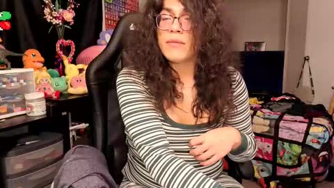 glaceon9 online show from October 4, 6:22 am