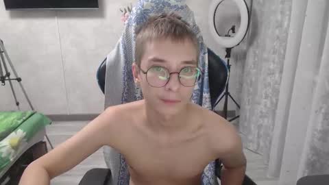 Eugene and Damian online show from March 1, 11:51 pm