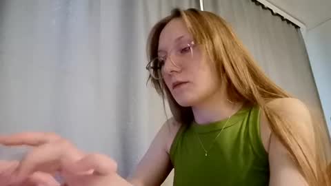 Juliet online show from May 18, 3:07 pm