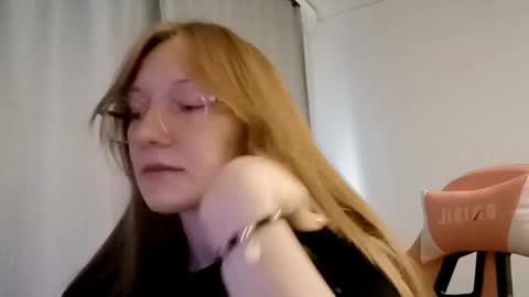 Juliet online show from May 30, 2:14 pm
