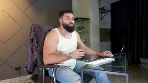 Matthew .. for short call me Matt online show from January 17, 2:08 am