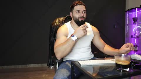 Matthew .. for short call me Matt online show from March 22, 3:37 pm