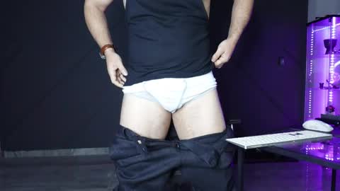 Matthew .. for short call me Matt online show from April 13, 11:43 pm