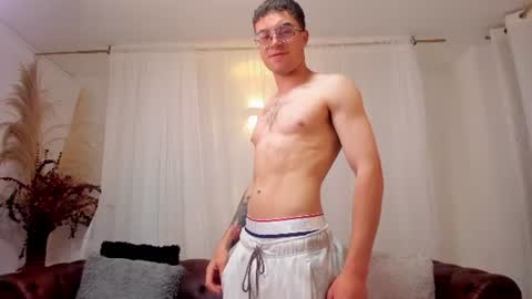 glexiis_ online show from June 13, 12:03 pm