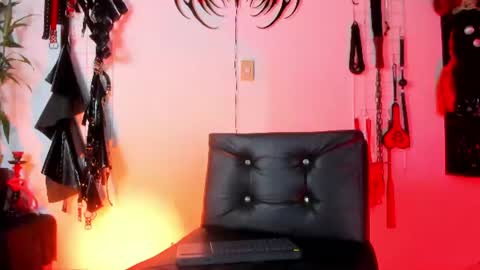 NYX online show from July 18, 7:28 pm