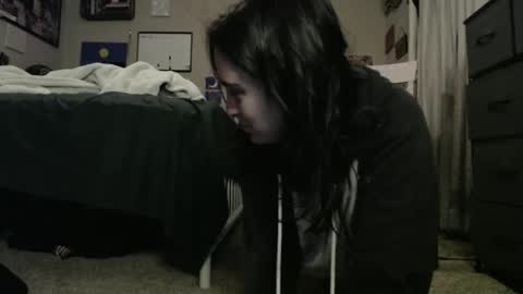 Snapshot of glitterspace chatting on October 29, 7:54 am anna online show from October 29, 7:54 am