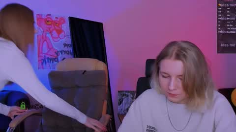 your dream  online show from November 7, 8:09 pm