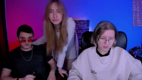 your dream  online show from January 11, 7:52 pm