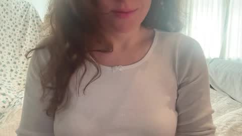 Gloria Pearl online show from May 8, 9:36 am