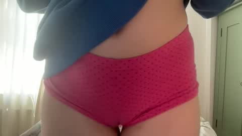 Gloria Pearl online show from May 28, 10:23 am