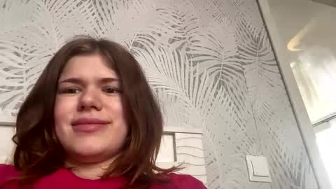 Snapshot of glossy_girl_1 chatting on April 25, 8:50 am Roxy online show from April 25, 8:50 am