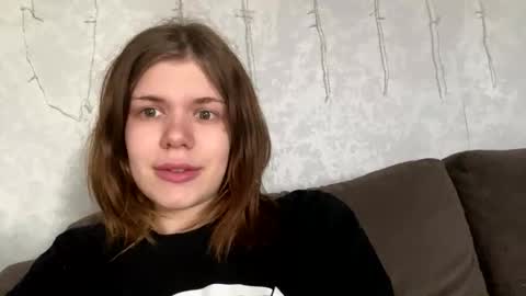 Snapshot of glossy_girl_1 chatting on April 29, 11:58 am Roxy online show from April 29, 11:58 am