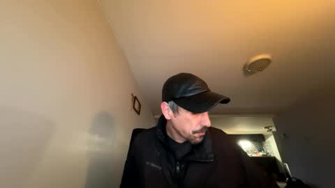 gmang4242 online show from February 21, 11:00 am