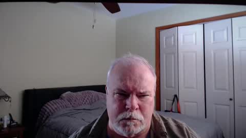 gmctruckguy online show from February 15, 6:04 pm