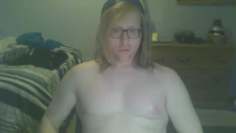 Snapshot of gnger31foru chatting on January 17, 2:18 am Steven Meadow online show from January 17, 2:18 am