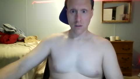 Snapshot of gnger31foru chatting on July 4, 4:07 am Steven Meadow online show from July 4, 4:07 am