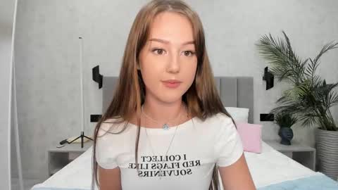 Lina online show from October 23, 8:46 am