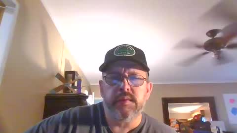 Snapshot of gobey33 chatting on September 25, 3:16 pm IDKIDCIDGAF online show from September 25, 3:16 pm