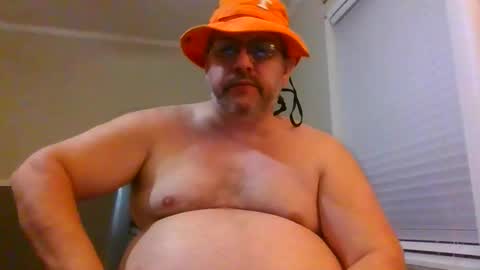 Snapshot of gobey33 chatting on November 9, 1:15 am IDKIDCIDGAF online show from November 9, 1:15 am