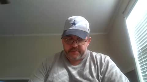 Snapshot of gobey33 chatting on November 11, 7:25 pm IDKIDCIDGAF online show from November 11, 7:25 pm