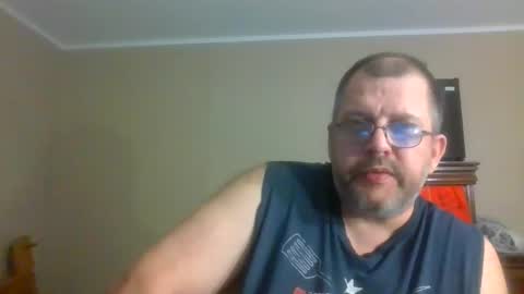 IDKIDCIDGAF online show from March 8, 2:04 am