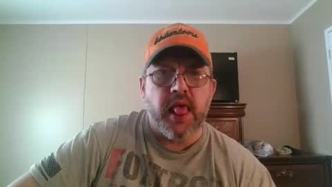 IDKIDCIDGAF online show from March 19, 4:22 pm