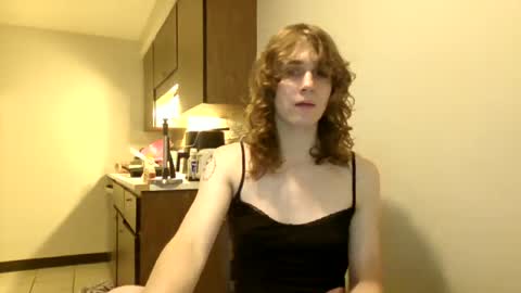 Snapshot of gockinmyrari chatting on June 15, 10:45 pm gockinmyrari online show from June 15, 10:45 pm